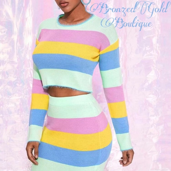 💙 ColorBlock Skirt Set 💙 - Picture 2 of 8